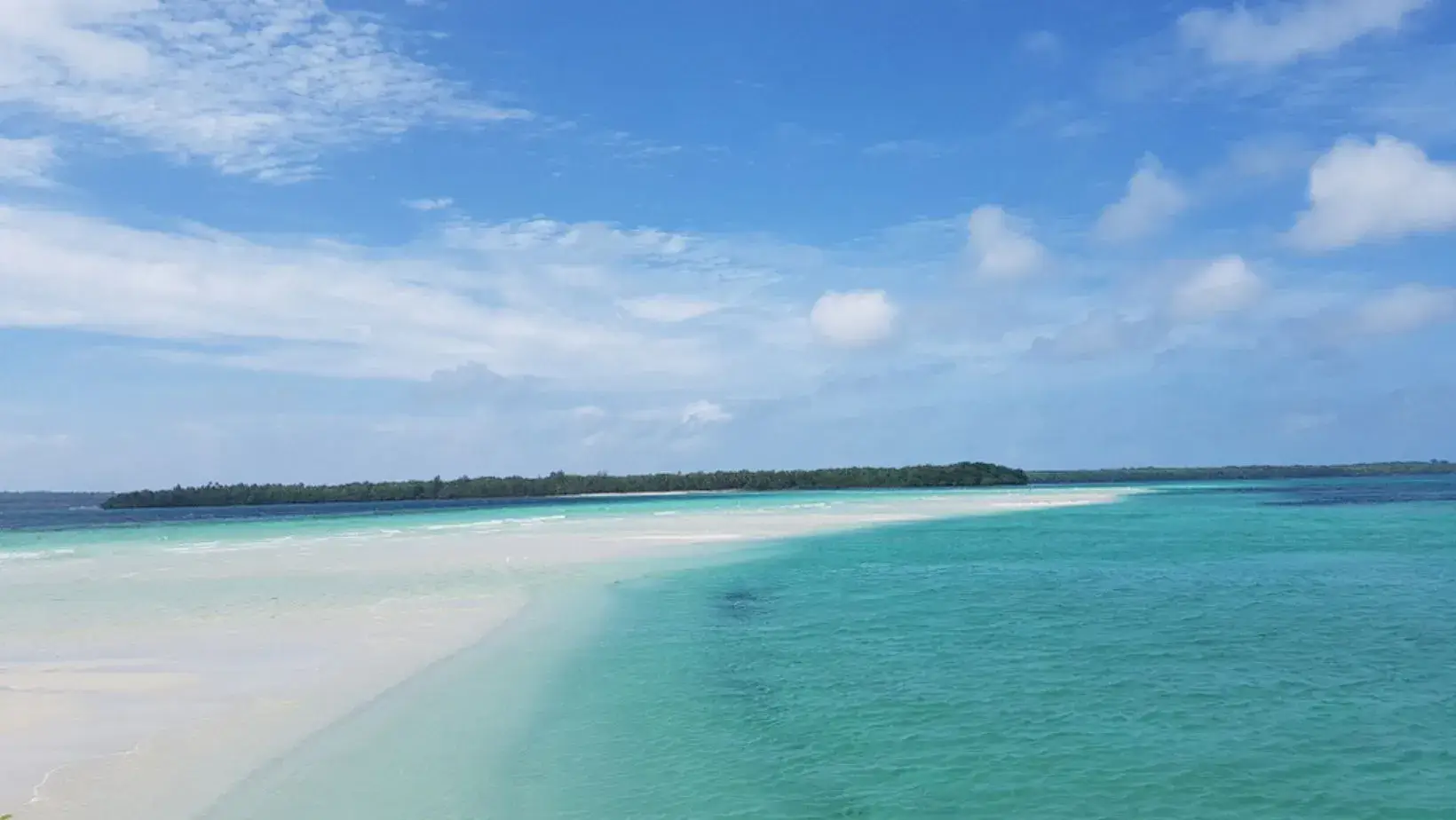 Pantai ngurtafur