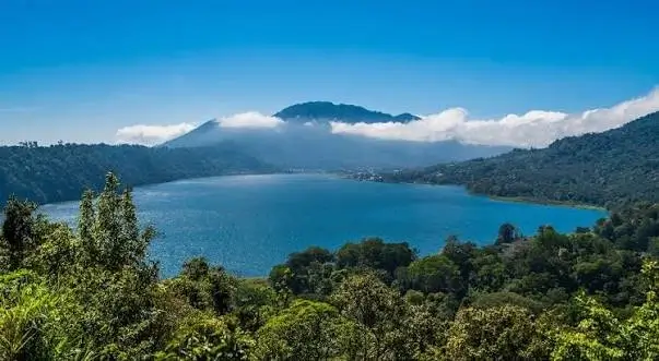 Danau buyan