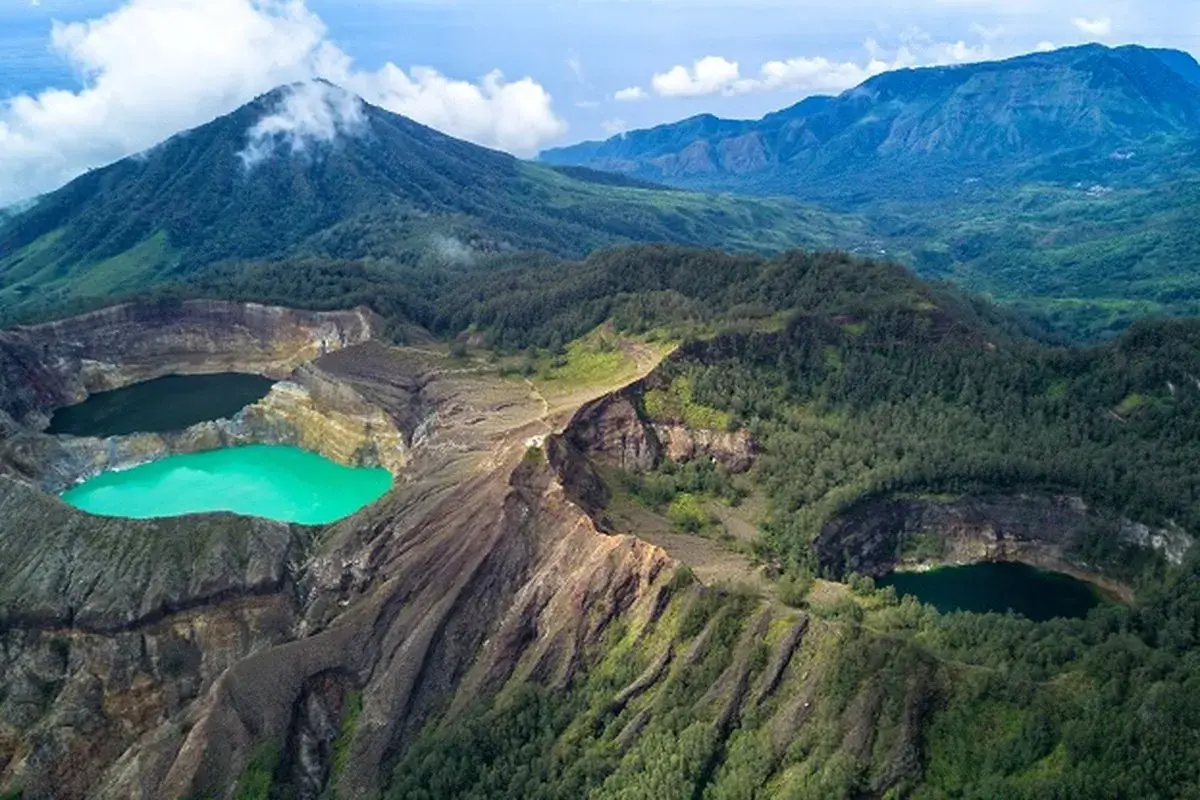 danau kelimutu